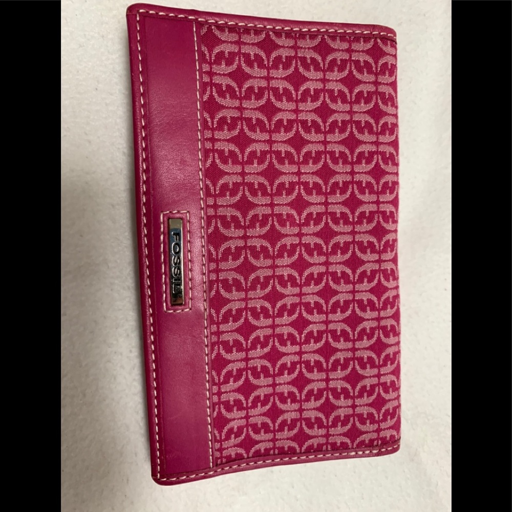 Fossil wallet